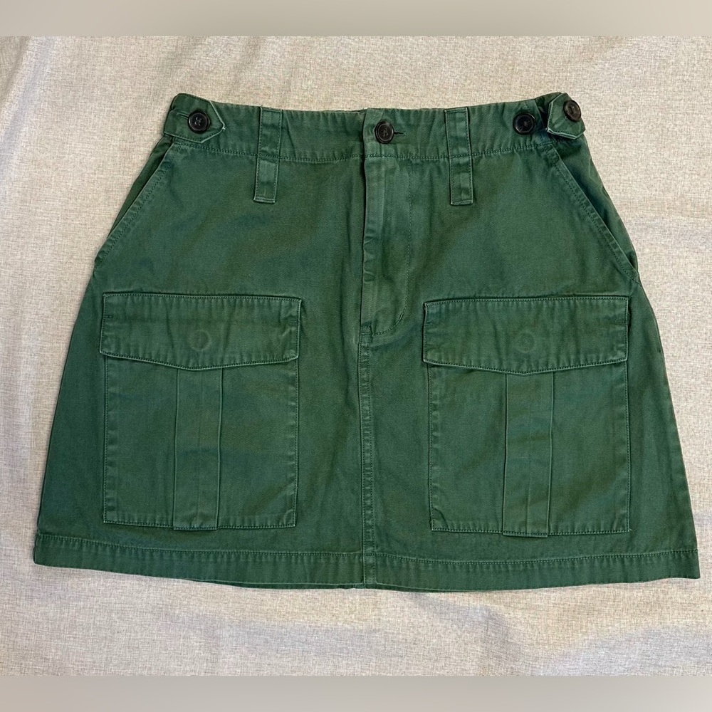 Universal Thread Skirt